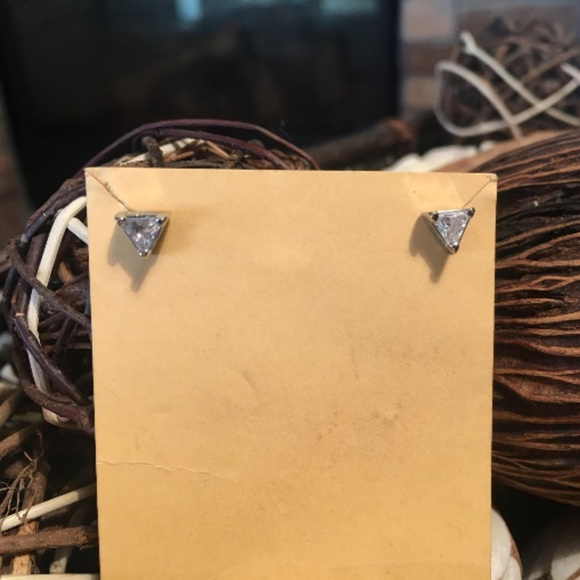 Ann Taylor, Premier Designs Earrings (4 paris tota - Picture 2 of 4